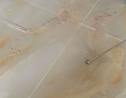 广阳瓷砖空鼓维修公司分享粘合剂选择不当在瓷砖铺贴过程中可能导致以下问题